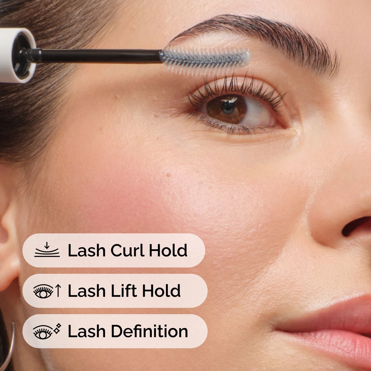 lash-curl-finisher-y5 ord-lash-curl-finisher-model-application-with-benefits.jpg